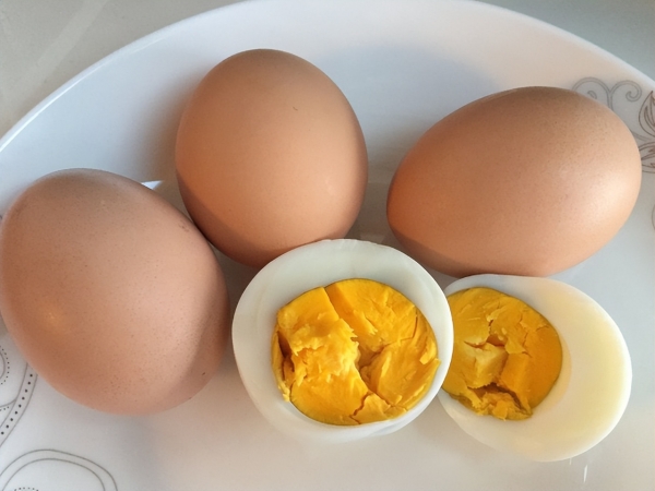 每天早上吃一个鸡蛋，对身体好不好？研究人员直说了